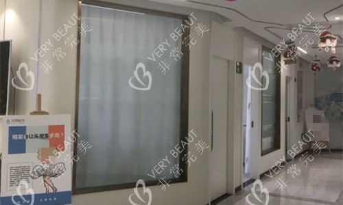 深圳宝丽整形大厅环境图