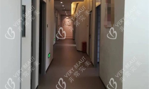 珠海欣悦医疗美容走廊图