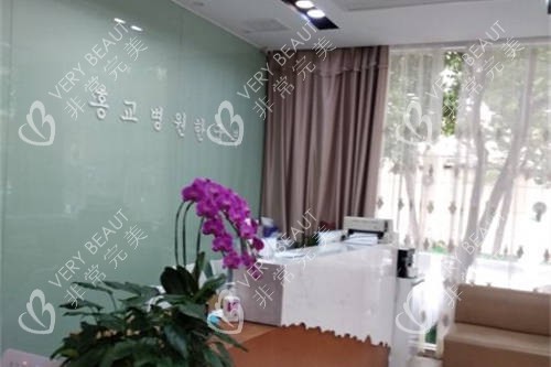 上海虹桥医院私密科导诊台