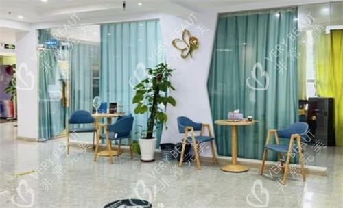 深圳素仁整形接待区