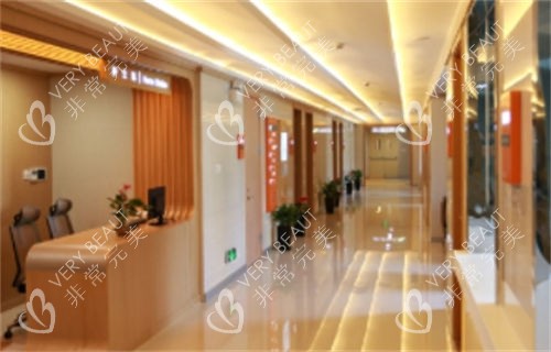 上海仁愛醫(yī)院護(hù)士站環(huán)境