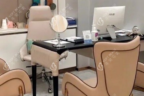 成都铜雀台整形面诊室