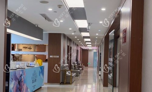 杭州米兰柏羽整形走廊环境实拍图