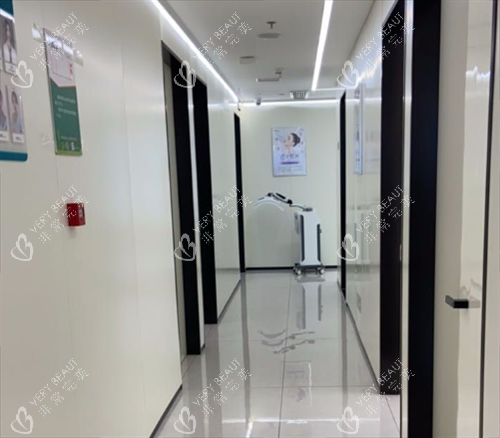 杭州伊甸媛整形过道区