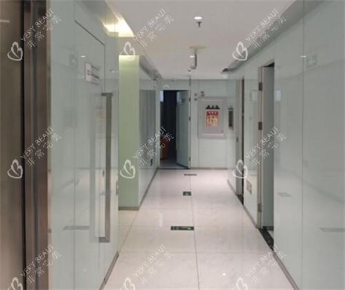 北京雅宸医疗美容走廊照片
