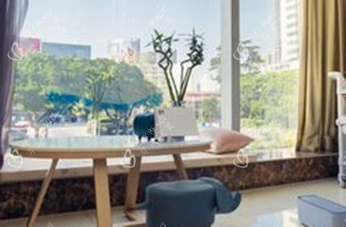 广州海峡整形等候区环境示意图