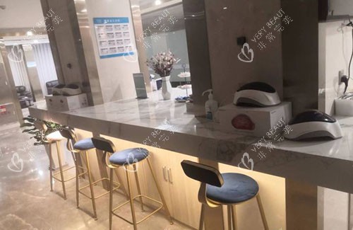 北京碧莲盛植发休息区