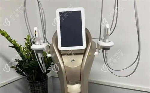 双逆博士仪器上部展示