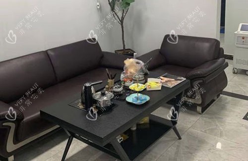 连云港首尔睿熙整形等候区