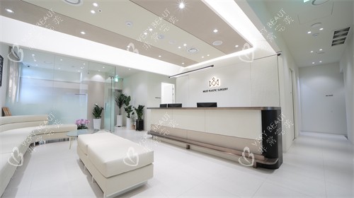 韩国MUST整形外科前台