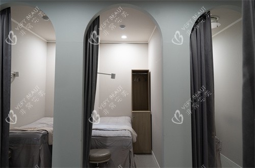 韩国VSline皮肤科狎欧亭店治疗室