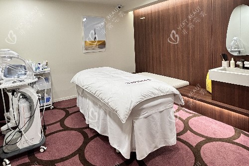 韩国Vmoment皮肤科操作间