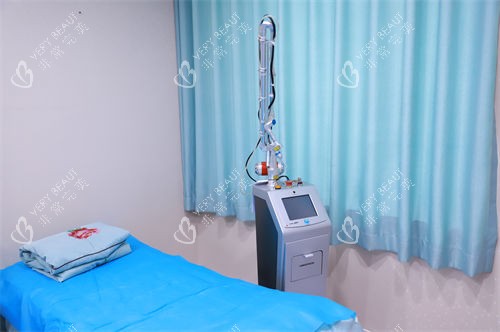 沈陽(yáng)元辰整形CO2點(diǎn)陣激光儀器