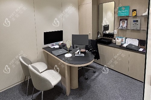 韓國doctors皮膚科東大門店面診室