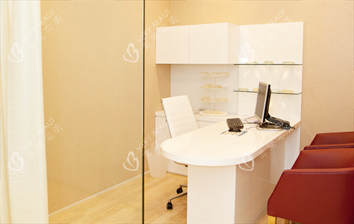 韩国MD医院诊室