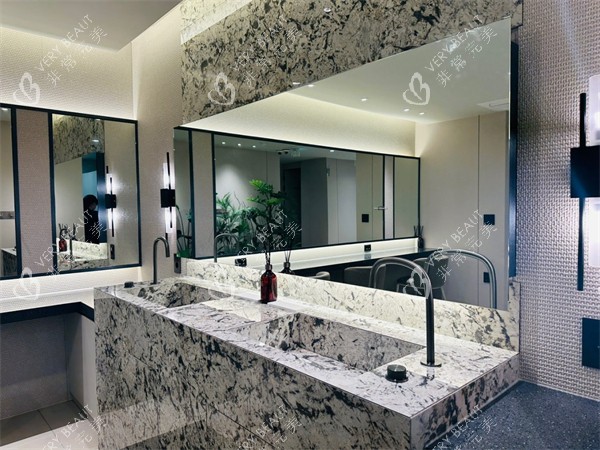 韩国genius整形皮肤科釜山西面店洗手间 韩国genius整形皮肤科釜山西面店洗手间