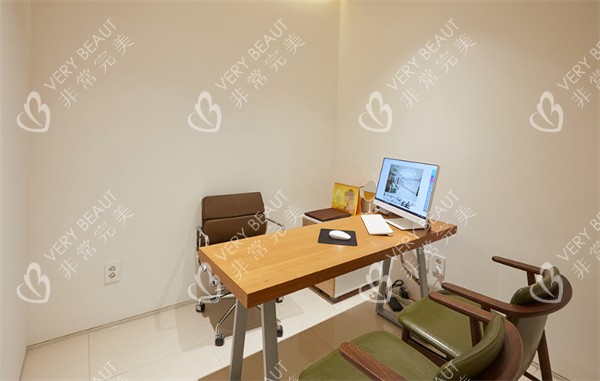 韩国开开整形外科面诊室环境 韩国开开整形外科面诊室环境