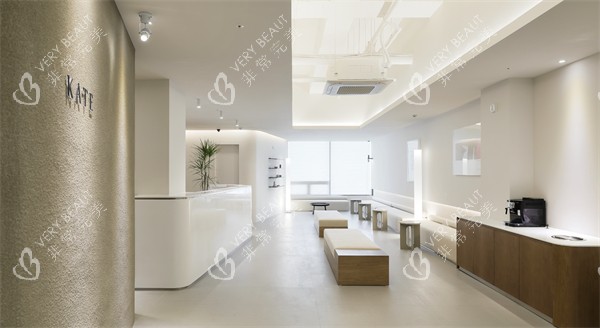 韩国弘大凯特皮肤科的大厅环境 韩国弘大凯特皮肤科的大厅环境