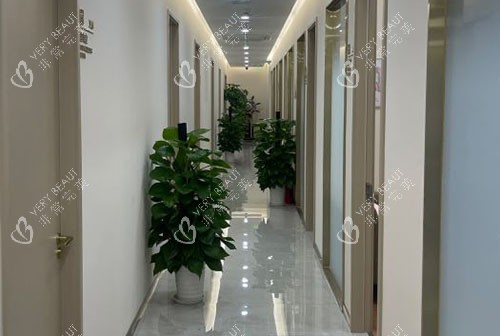 北京禾美嘉医疗美容走廊环境图 北京禾美嘉医疗美容走廊环境图