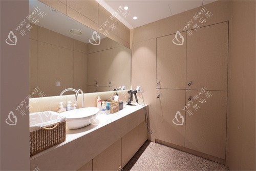 韩国清潭dear皮肤科环境