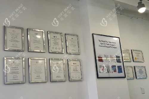 韩国431整形医院文化墙