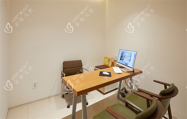 韩国开开整形外科面诊室环境 韩国开开整形外科面诊室环境