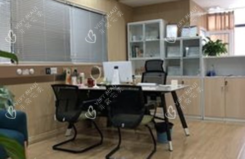 成都友谊整形医院面诊室环境 成都友谊整形医院面诊室环境