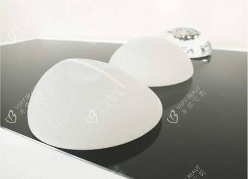 高凸隆胸假体 高凸隆胸假体