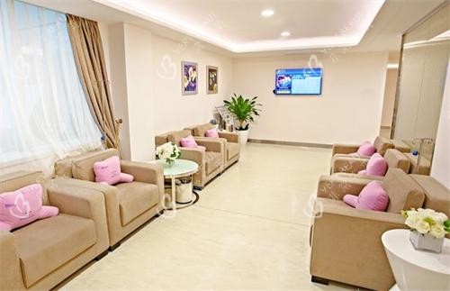 杭州美莱口腔等待区 杭州美莱口腔等待区