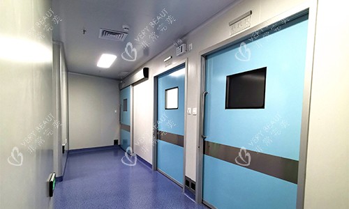 深圳宝丽整形手术室外 深圳宝丽整形手术室外