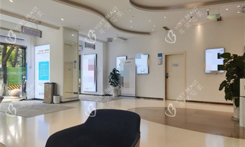 成都中医大银海整形大厅图 成都中医大银海整形大厅图