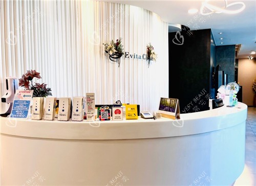 韩国evita胸部外科医院前台照片 韩国evita胸部外科医院前台照片
