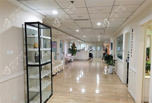 成都健丽医美医疗美容走廊环境