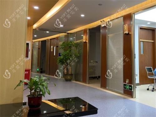 深圳富华整形医院过道区