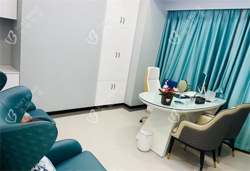 成都健丽医美医疗美容商谈区