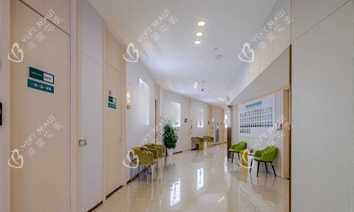 长沙爱思特整形过道示意图 长沙爱思特整形过道示意图