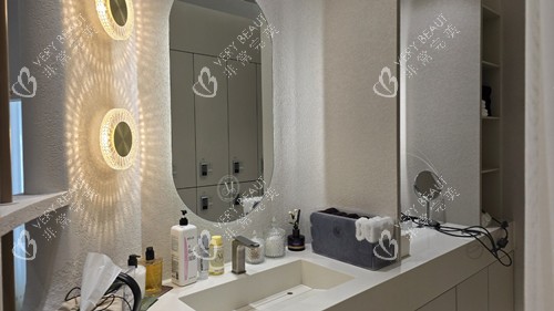 韩国清潭minit皮肤科化妆间