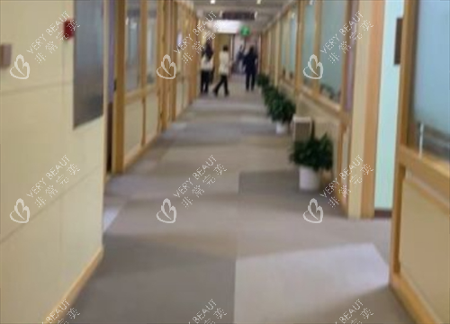 上海华美整形走廊环境