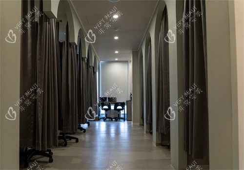 韩国VSline皮肤科狎欧亭店走廊环境 韩国VSline皮肤科狎欧亭店走廊环境