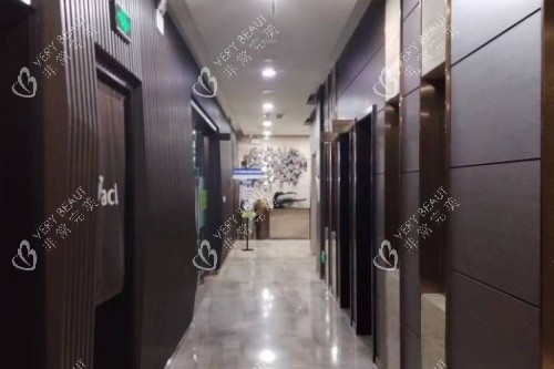 长春奥拉克医学美容医院走廊