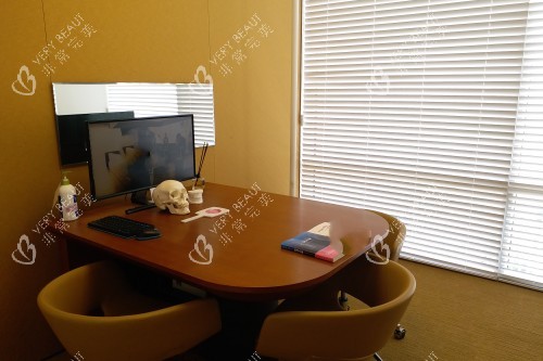 韩国ID整形导诊台面诊室