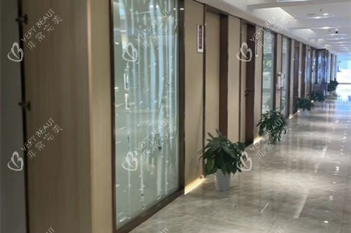 深圳九州植发医院内部过道环境