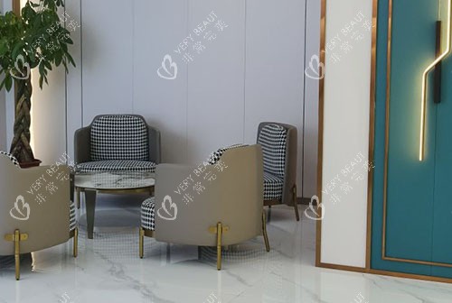 福州新世纪医疗美容等候区