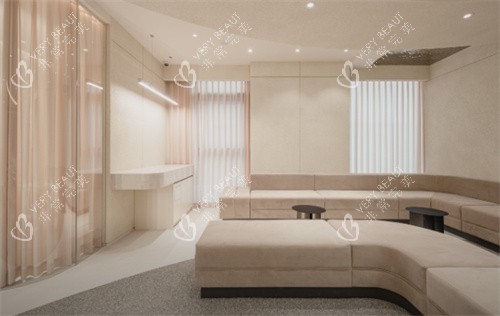 釜山弗洛丽雅皮肤科沙发