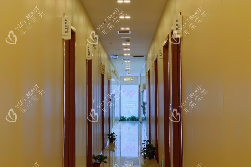 长沙鹏爱口腔走廊