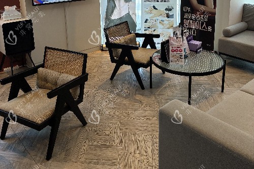 韩国奥嘉娜皮肤科休息区