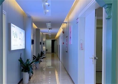 深圳军科整形医院过道区