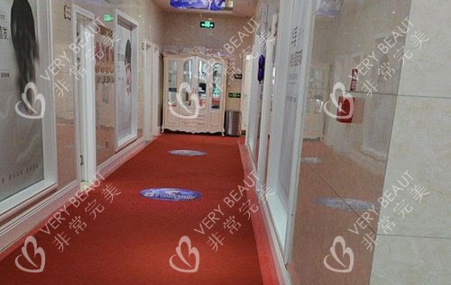 包头吴姝华美医疗美容走廊环境实拍图
