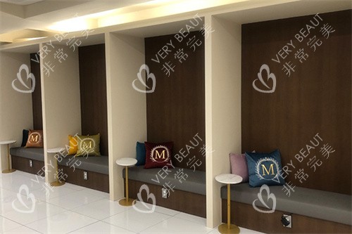 韓國梅宗德皮膚科等候區(qū)