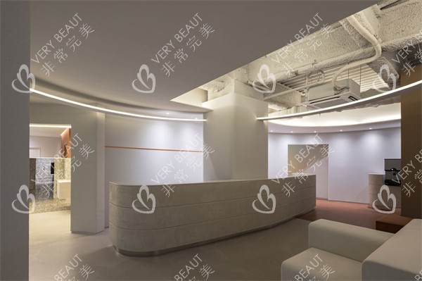 韓國DAYBEAU皮膚科弘大店前臺